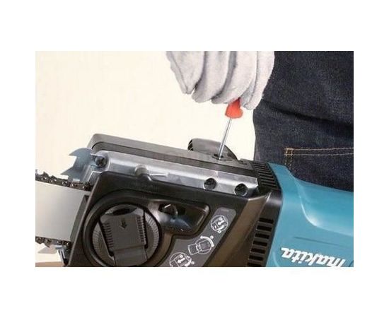  Электрическая цепная пила Makita UC4050A 2000Вт дл.шин.:16" (40cm) 