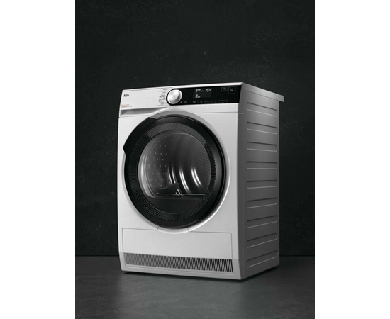 Сушильная машина AEG TR838P4E 